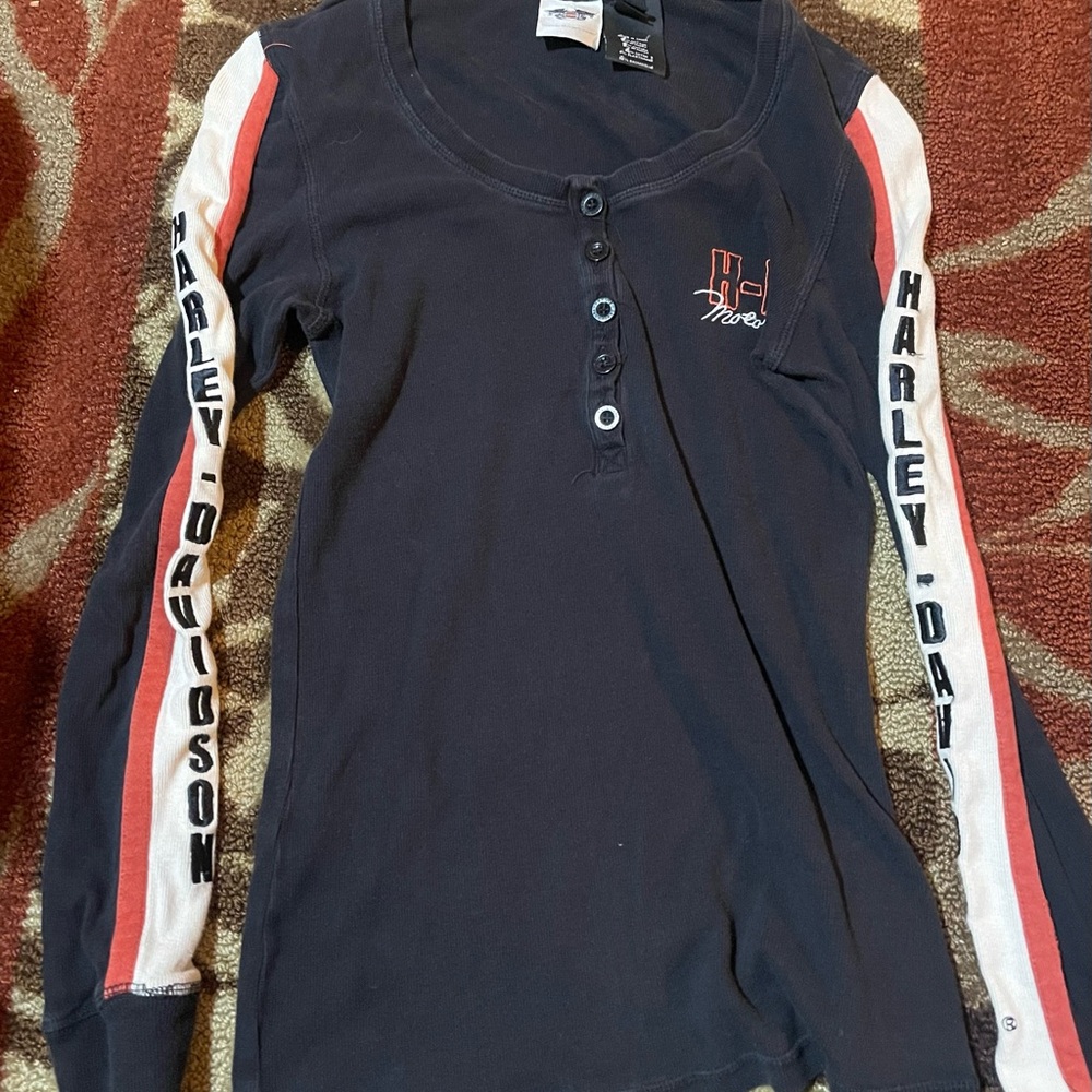 Women’s Harley Davison Long Sleeve Top, Large Gently Uesd